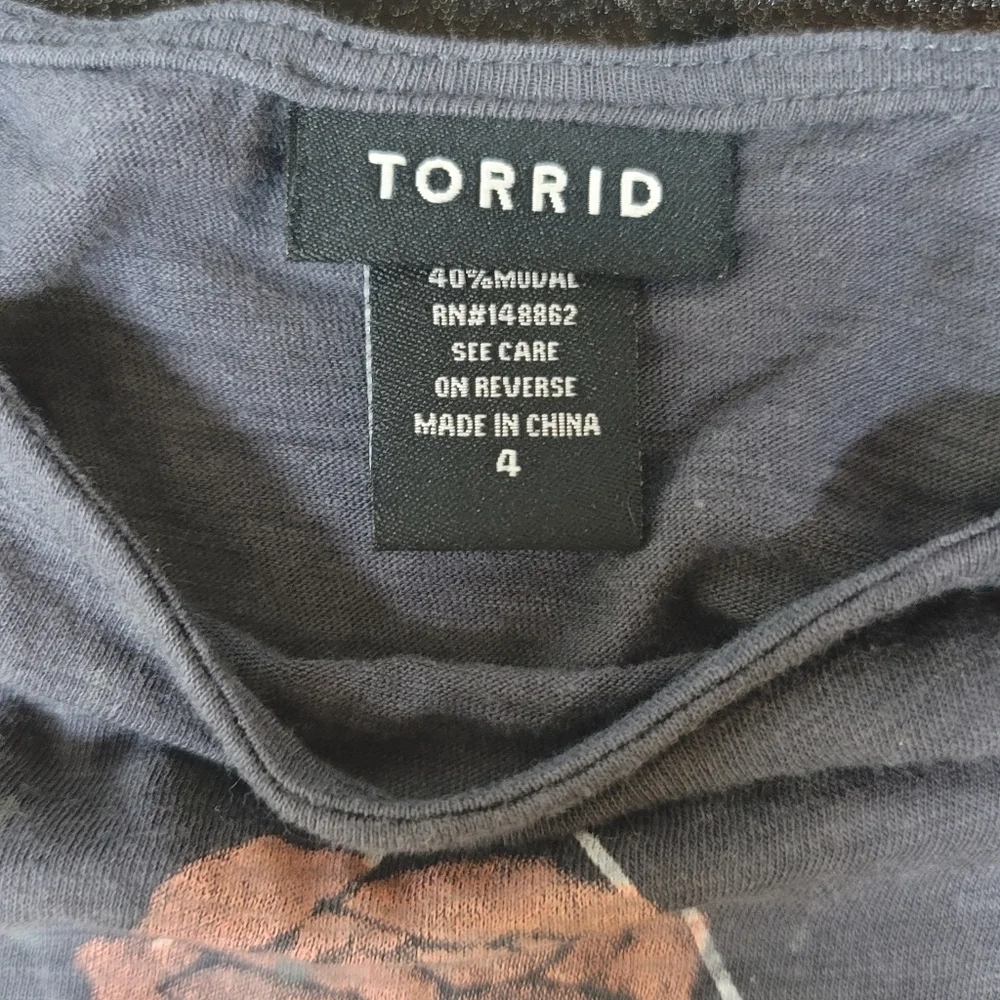 Torrid Plus Size 4, Distressed Floral Hi-Lo Tank Top - Picture 6 of 6